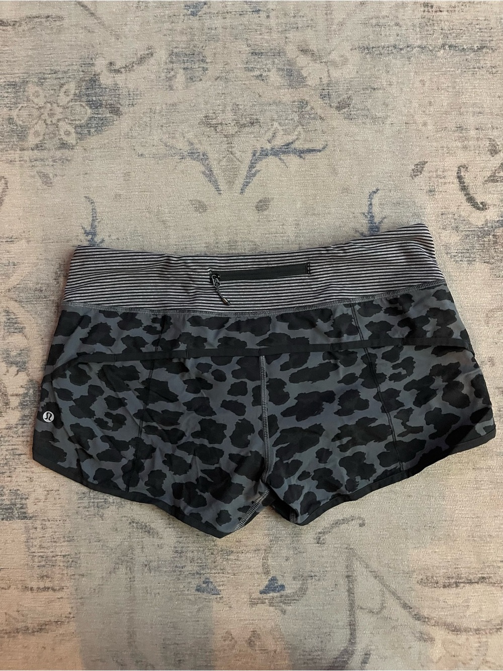 Lululemon Speed Shorts Cherry Cheetah Size 8 Rare HTF Animal Print
